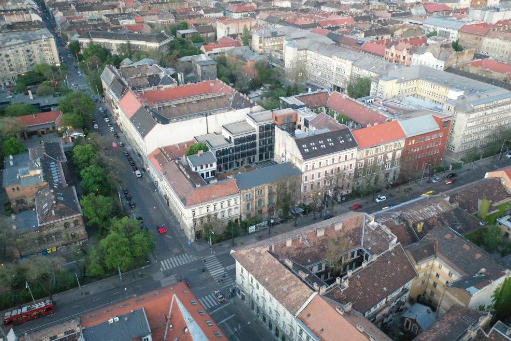 In Budapest Apartment 10 מראה חיצוני תמונה